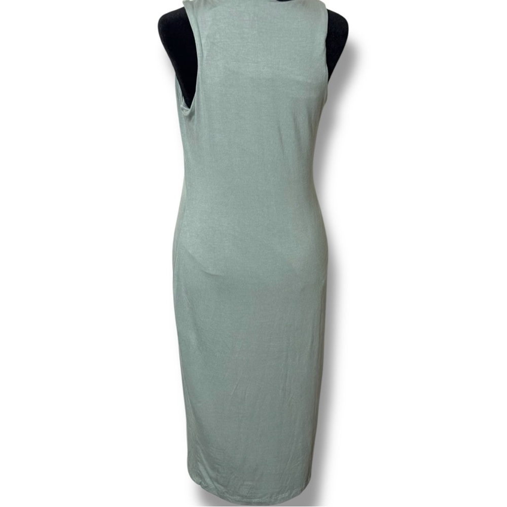 Stylish NWT Green Sleeveless Crewneck Sheath Style Bodycon Midi Dress - Picture 4 of 15
